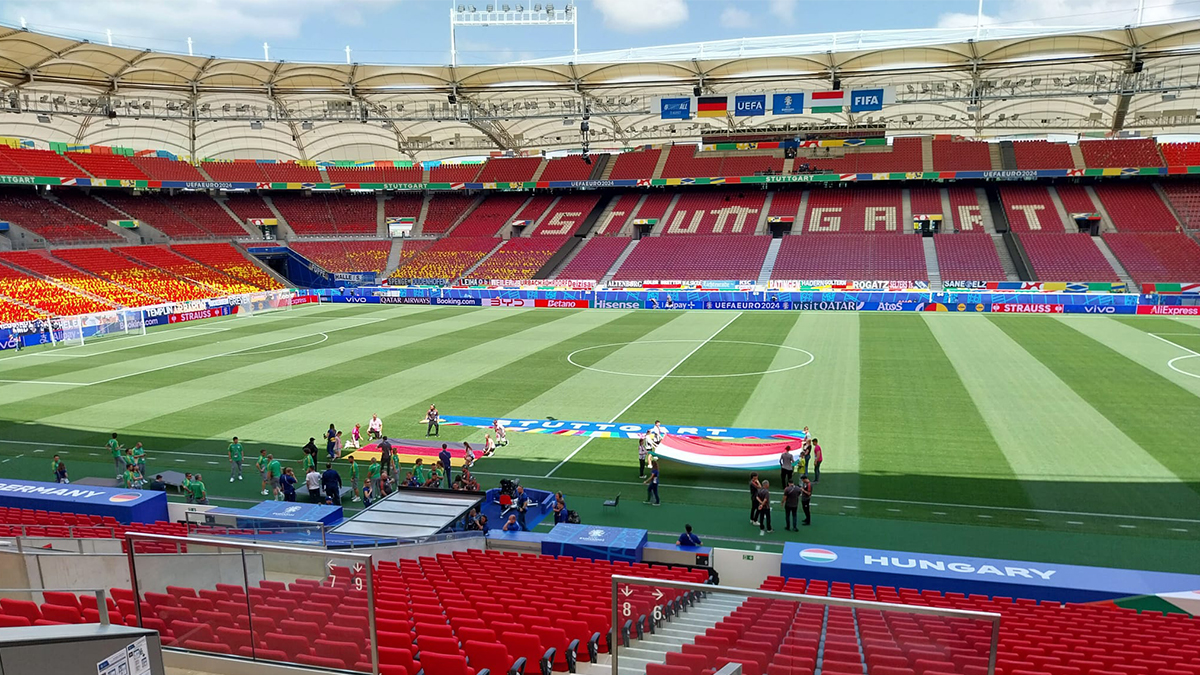 Das leere Stadion vor Spielbeginn zu erleben, war eine beeindruckende Erfahrung.